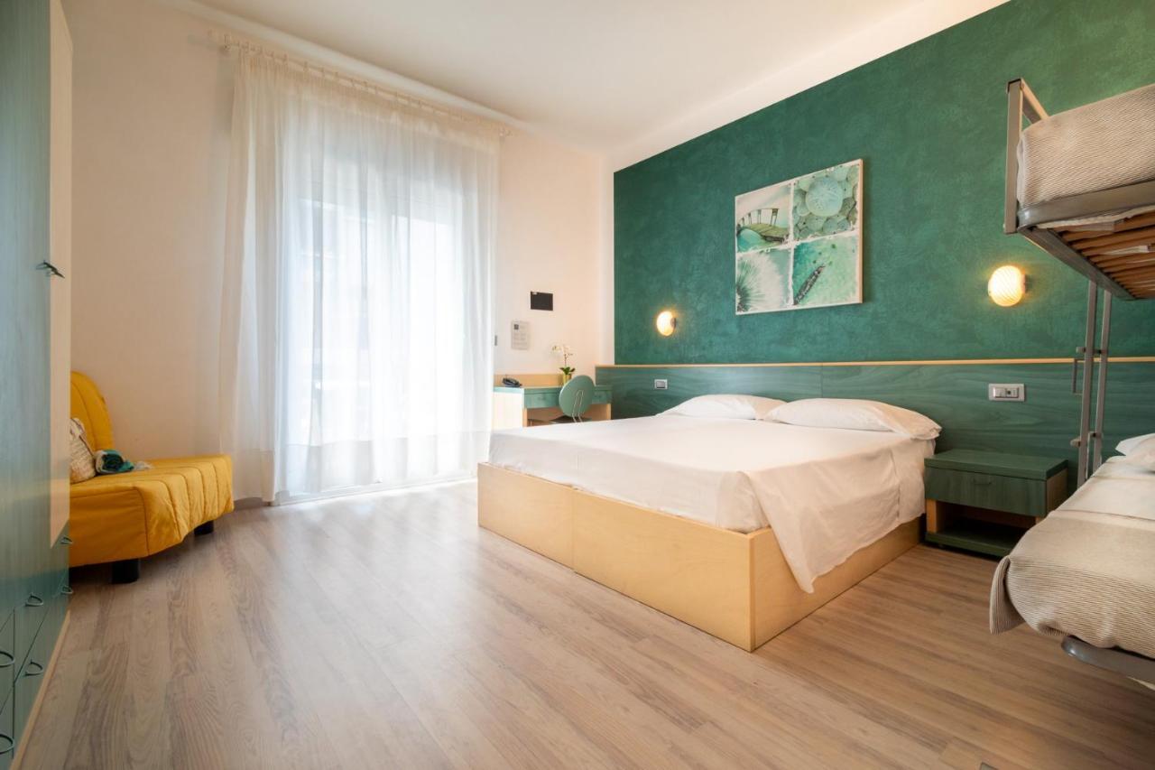 Hotel Ettoral Lido di Jesolo Exteriör bild