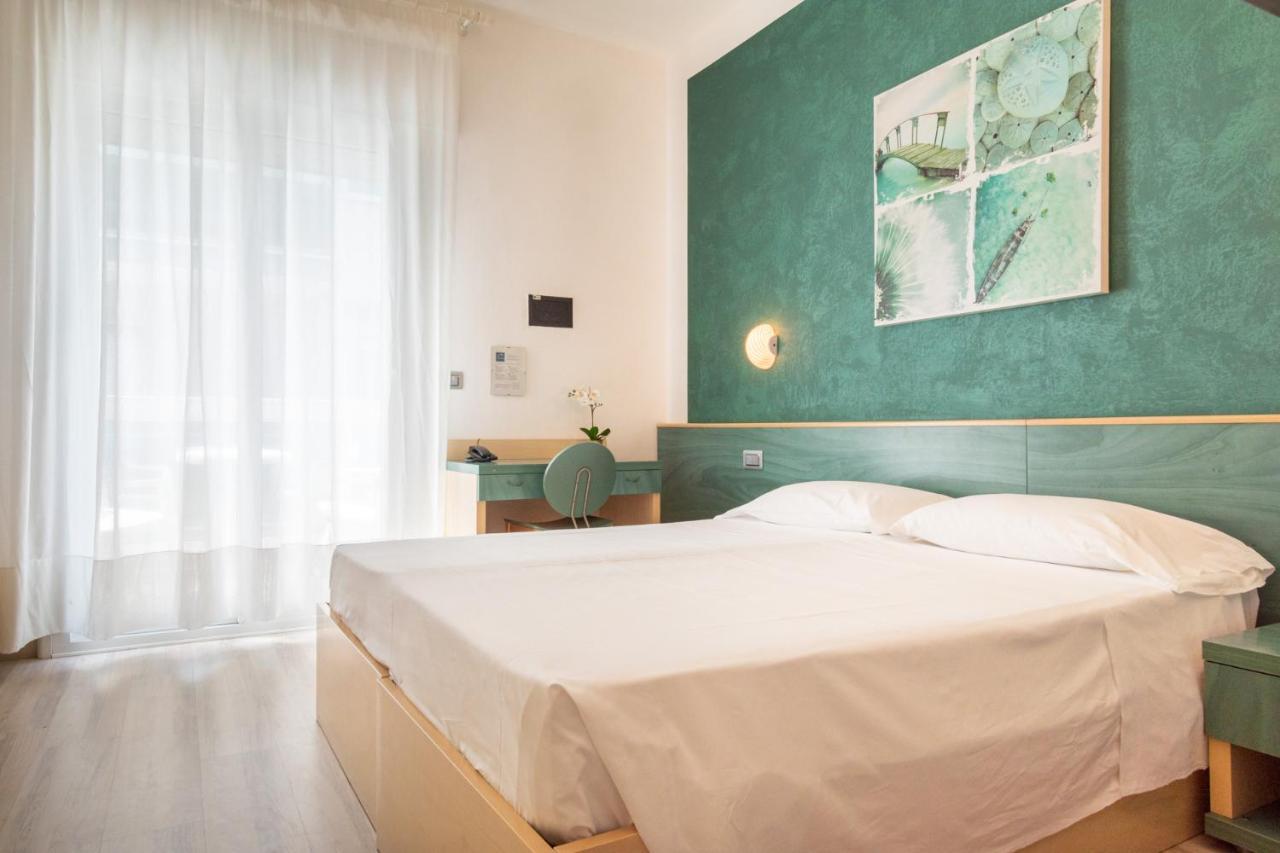 Hotel Ettoral Lido di Jesolo Exteriör bild
